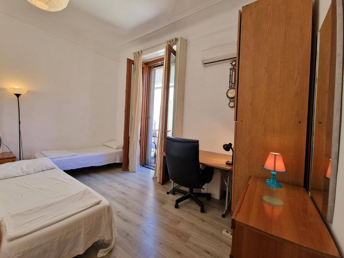 Private Room In A Quiet Apartment In The City Center Mailand Exterior foto