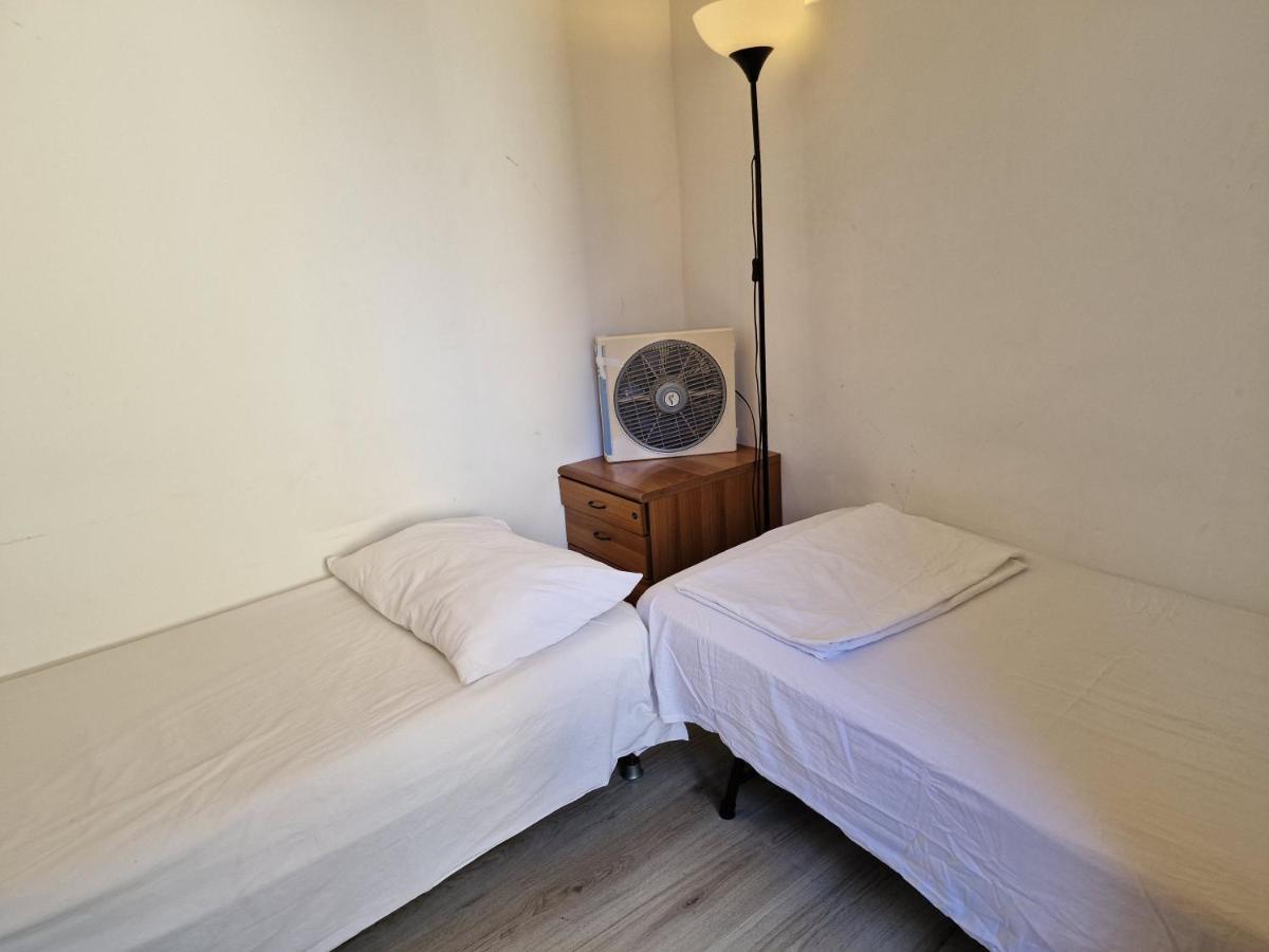 Private Room In A Quiet Apartment In The City Center Mailand Exterior foto
